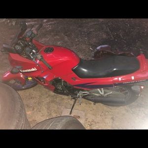 1998 Kawasaki Ninja 250